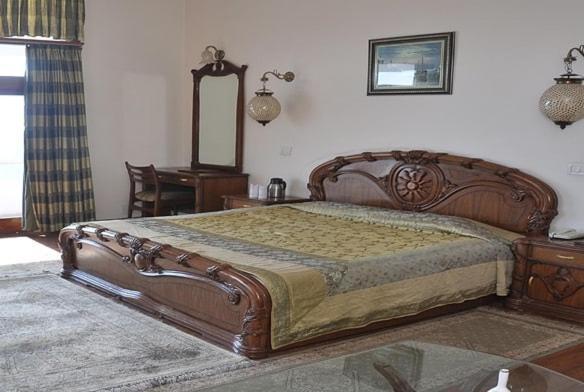 Hotel Blossom Shimla Bagian luar foto